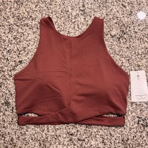 NWT Athleta Rustic Brown Conscious Cut Out Crop. Size XL D-DD Cup